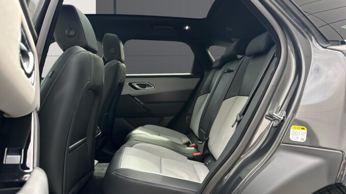 Land Rover Range Rover Velar 3.0 D300 MHEV Belgravia Edition Satin 5dr Auto Diesel Estate - Image 4